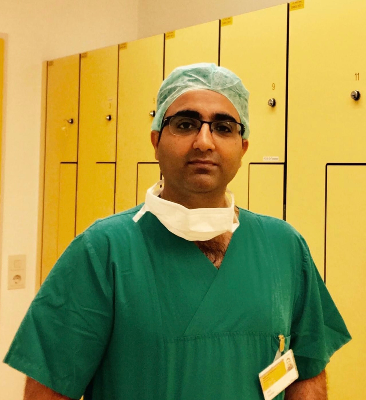 Dr Amit Dhawan